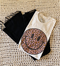 Load image into Gallery viewer, Smiley Leopard Tee
