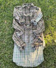 Load image into Gallery viewer, Olive Flannel
